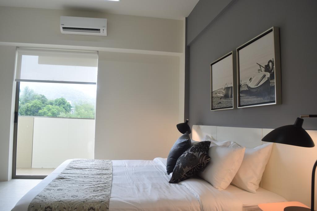 By The Sea Suites - Managed By Sdb Host Batu Ferringhi Exterior photo