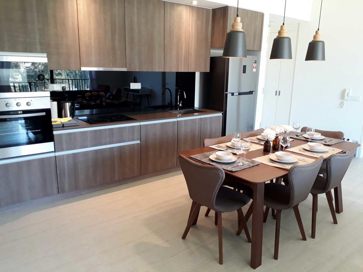 By The Sea Suites - Managed By Sdb Host Batu Ferringhi Exterior photo
