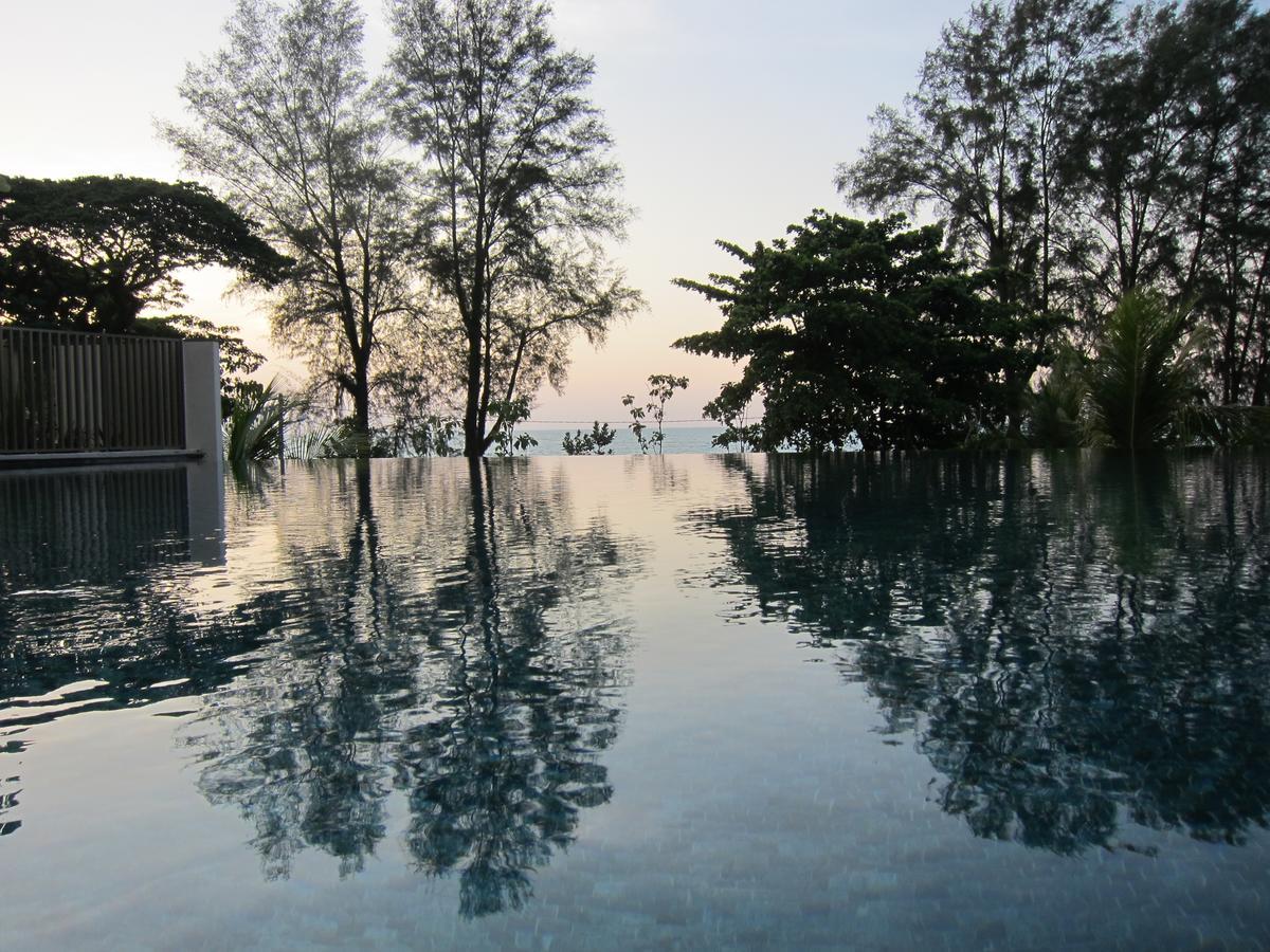 By The Sea Suites - Managed By Sdb Host Batu Ferringhi Exterior photo