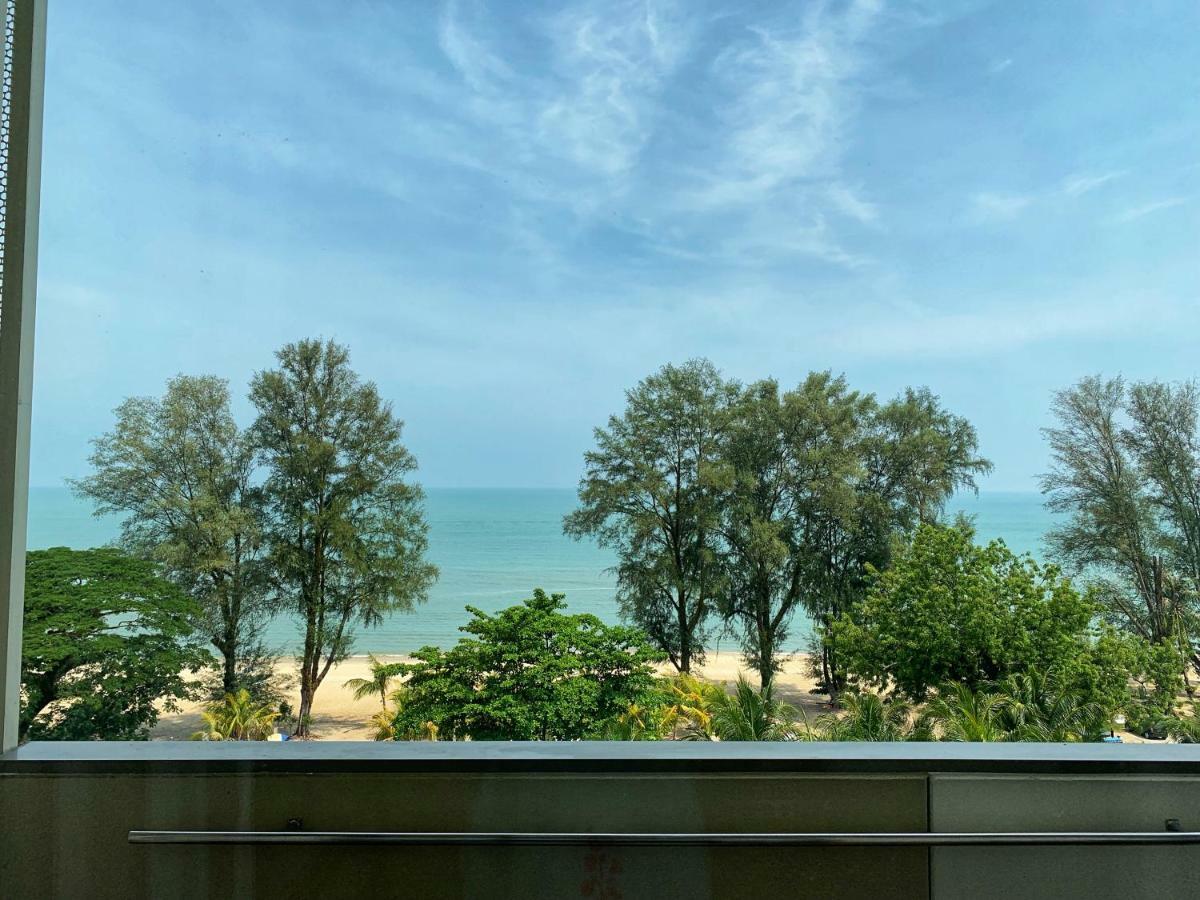 By The Sea Suites - Managed By Sdb Host Batu Ferringhi Exterior photo